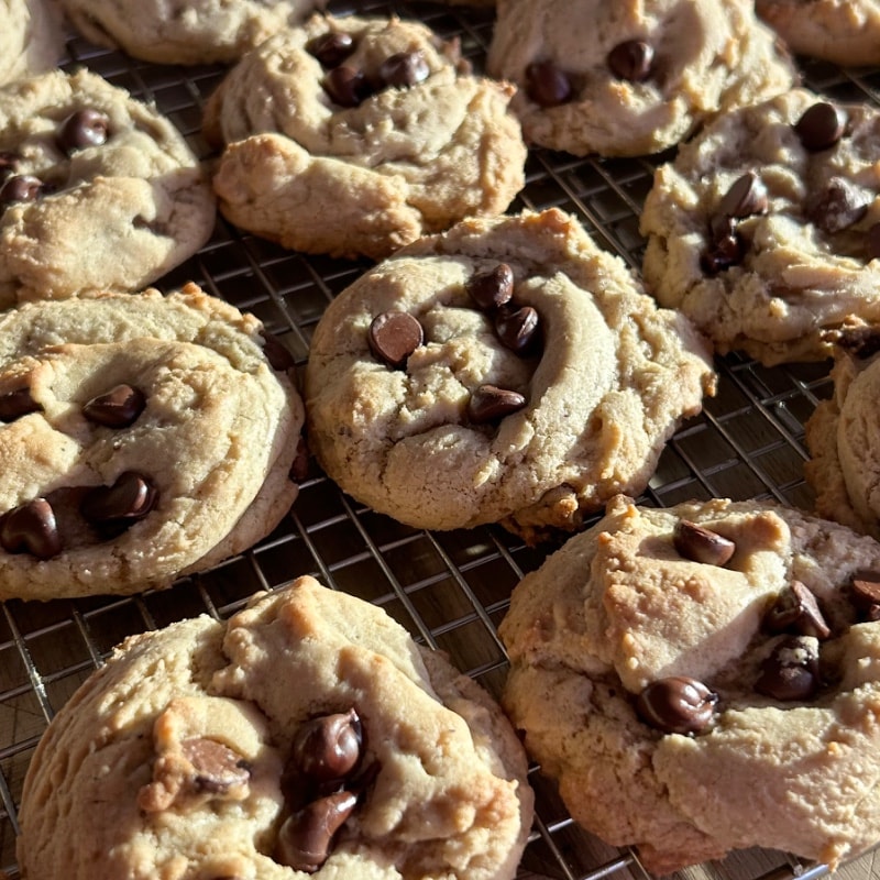 Photo of 12 Brown Butter Chocolate Chip Cookies (4 oz) (Copy)