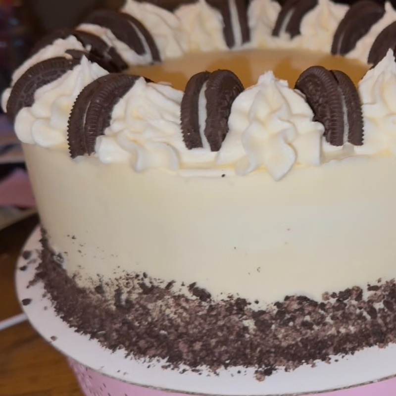 Photo of Cookies N Cream Cake