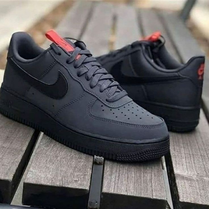 Nike F1
