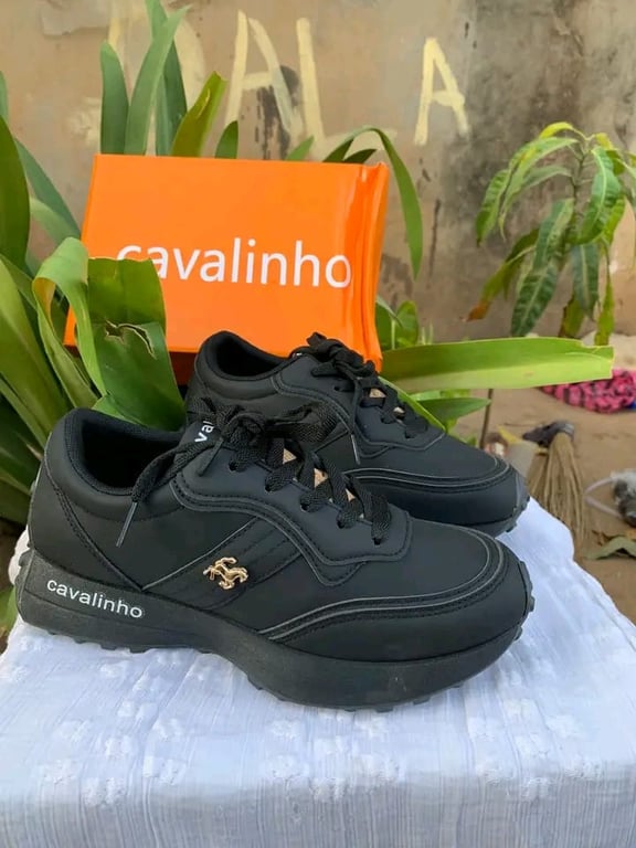 Tênis Cavalinhos 
