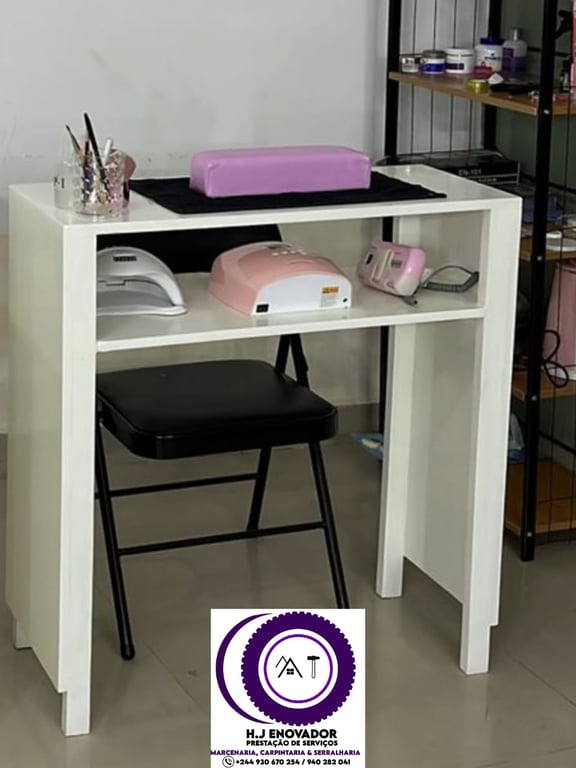 Mesa de unha 