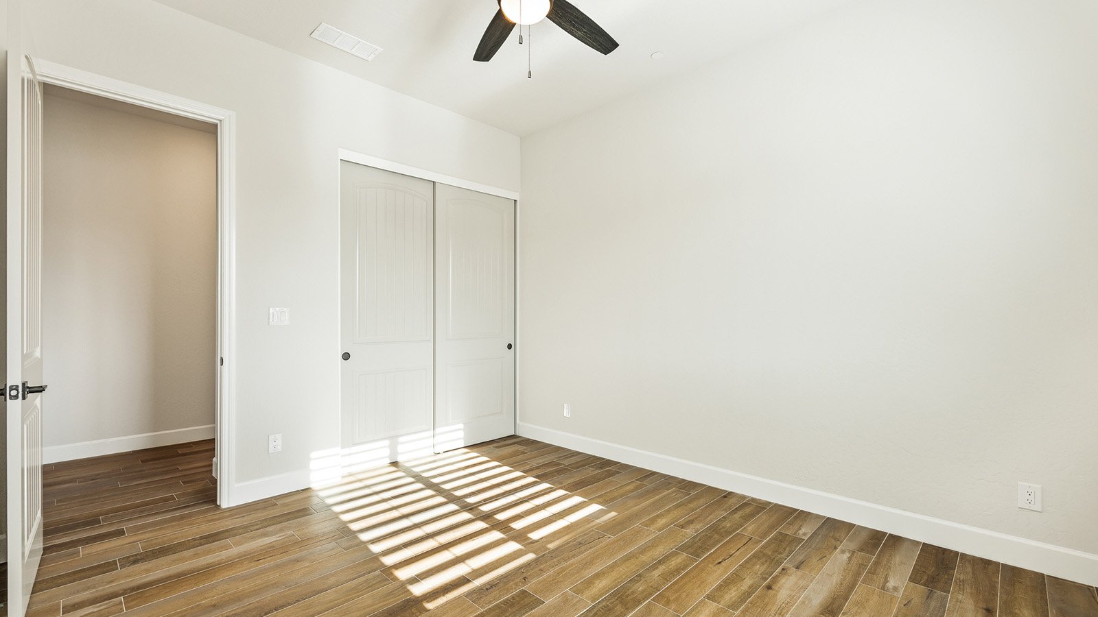 Benton_Bedroom4-1