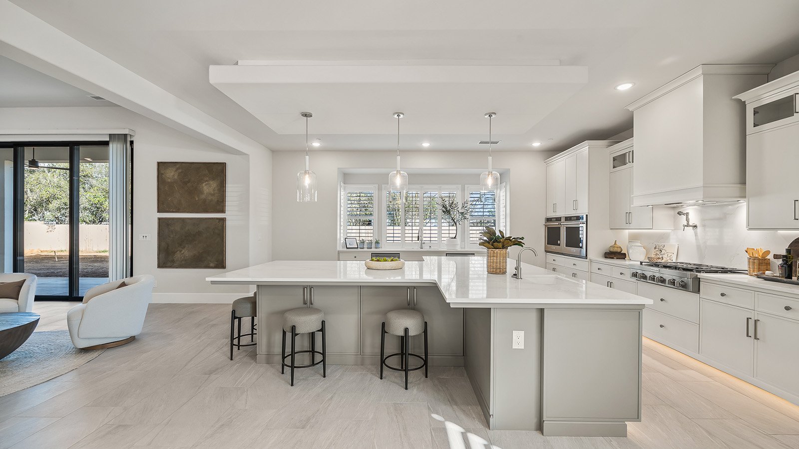 6389_Lot3_Kitchen01