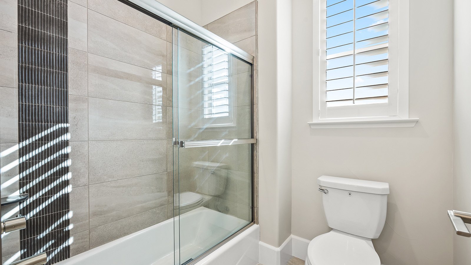 6389_Lot3_Bathroom2-01