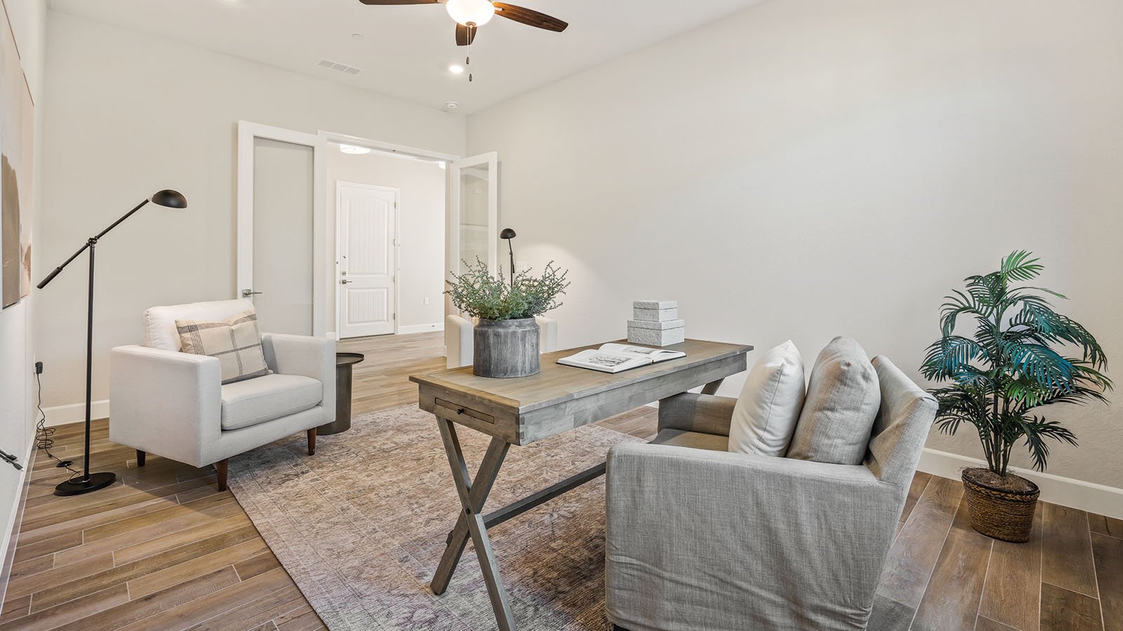 Cali_HomeOffice2