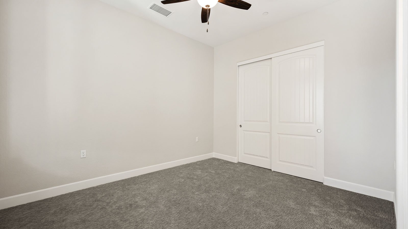 Cali_Bedroom4-1