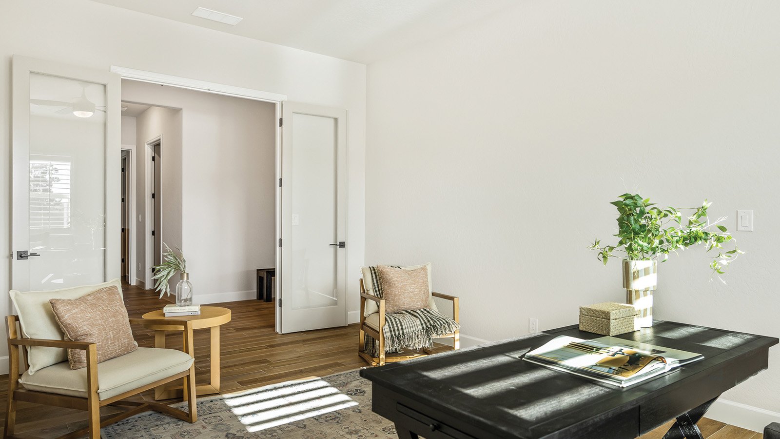Benton_HomeOffice2