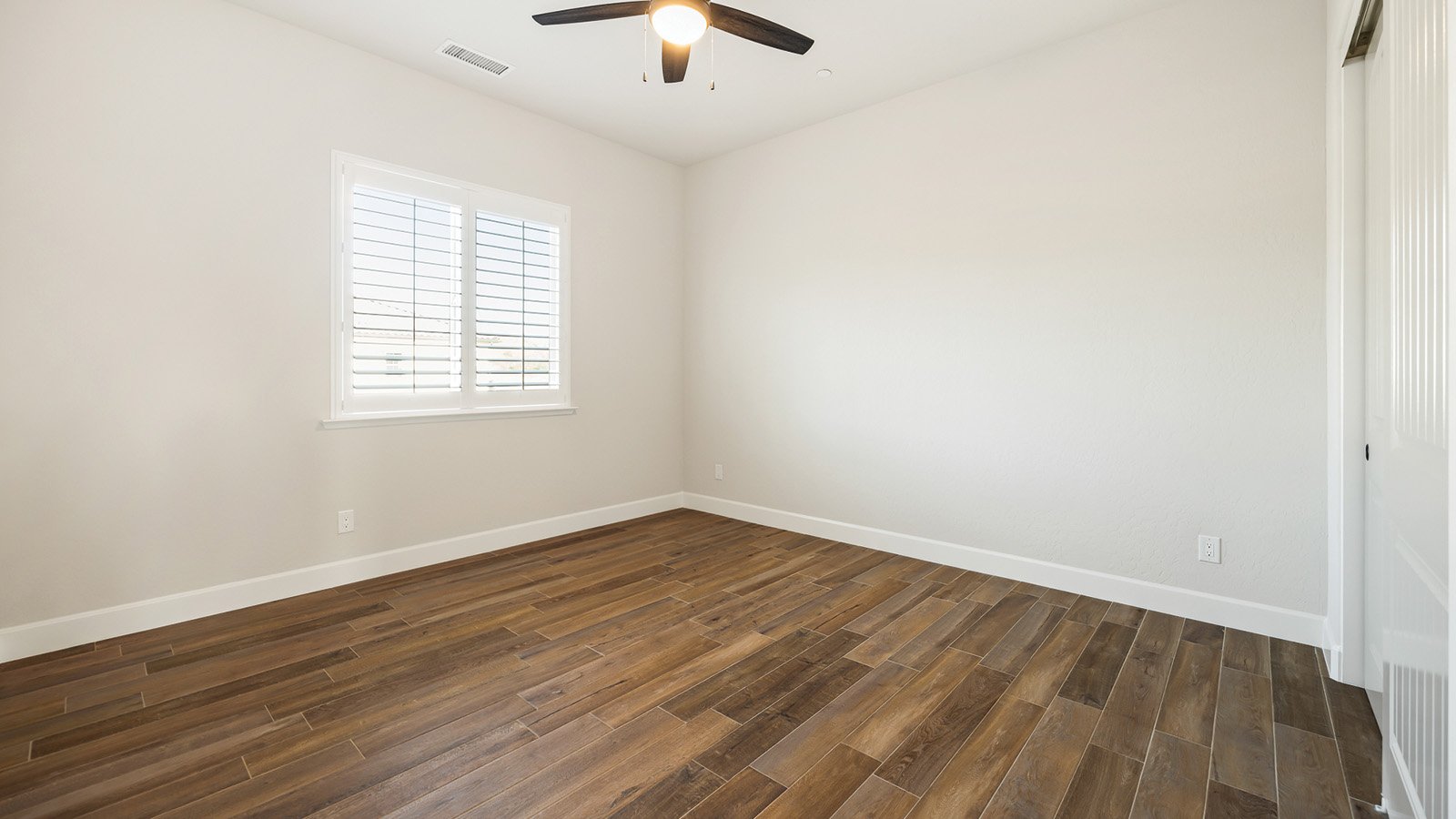 Benton_Bedroom2-1