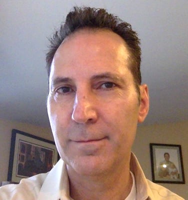 Headshot Tim 3.16.16