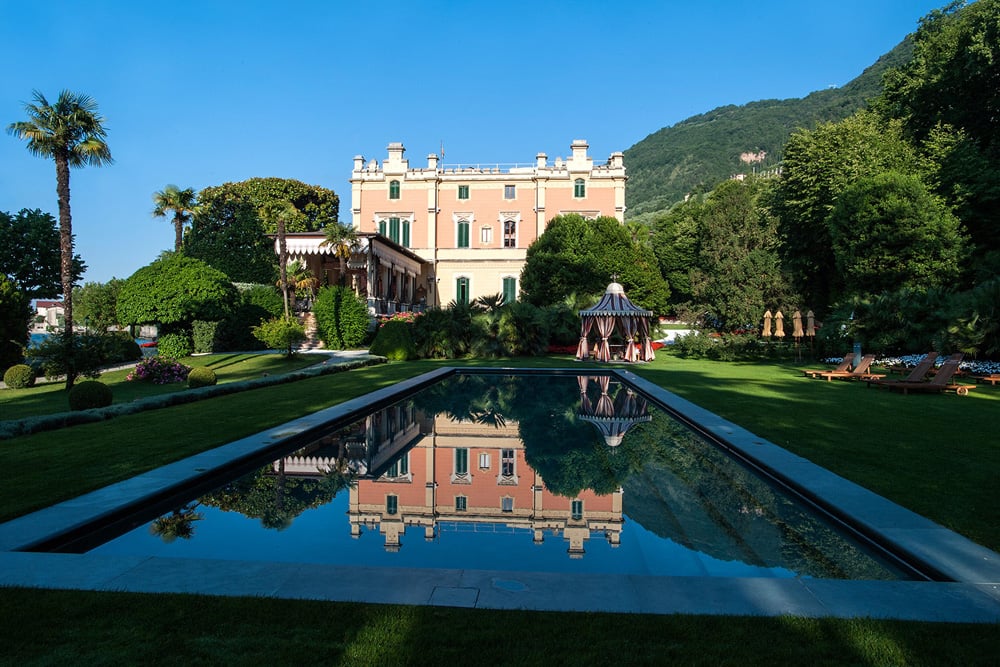 Luxury vacation: Villa a Feltrinelli with VIP escort service