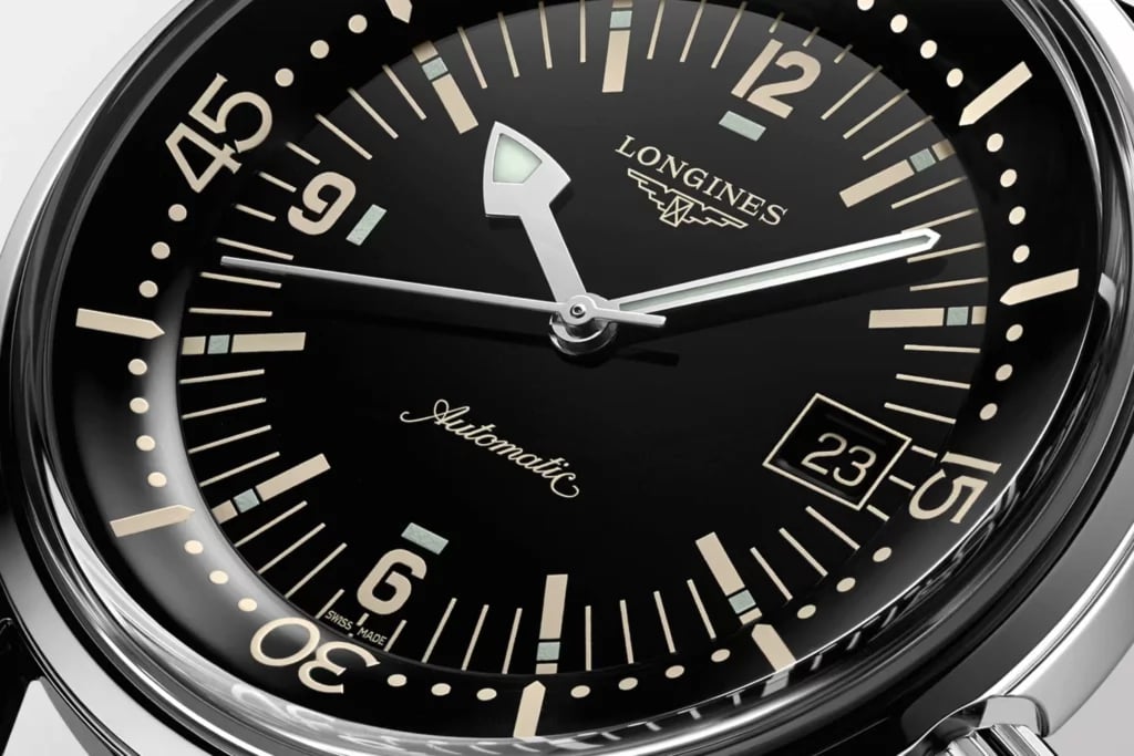 longines-legend-diver-dial
