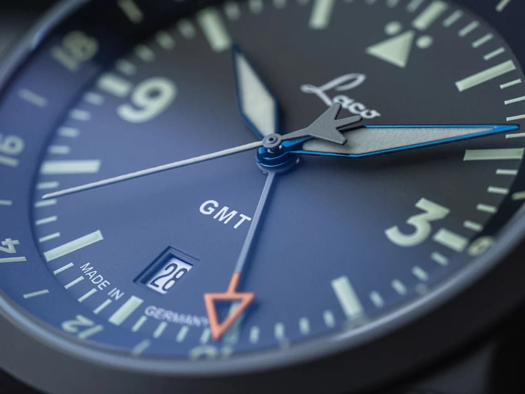 laco-fliegeruhr-typ-c-frankfurt-gmt-dial-detail