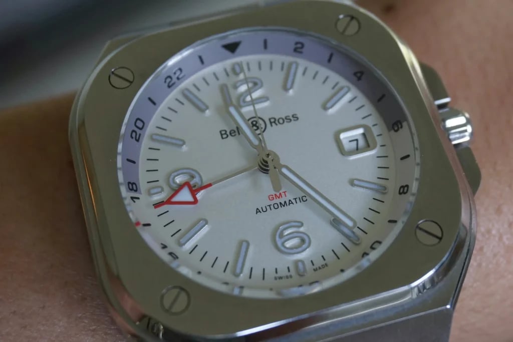 BR 05 GMT dial