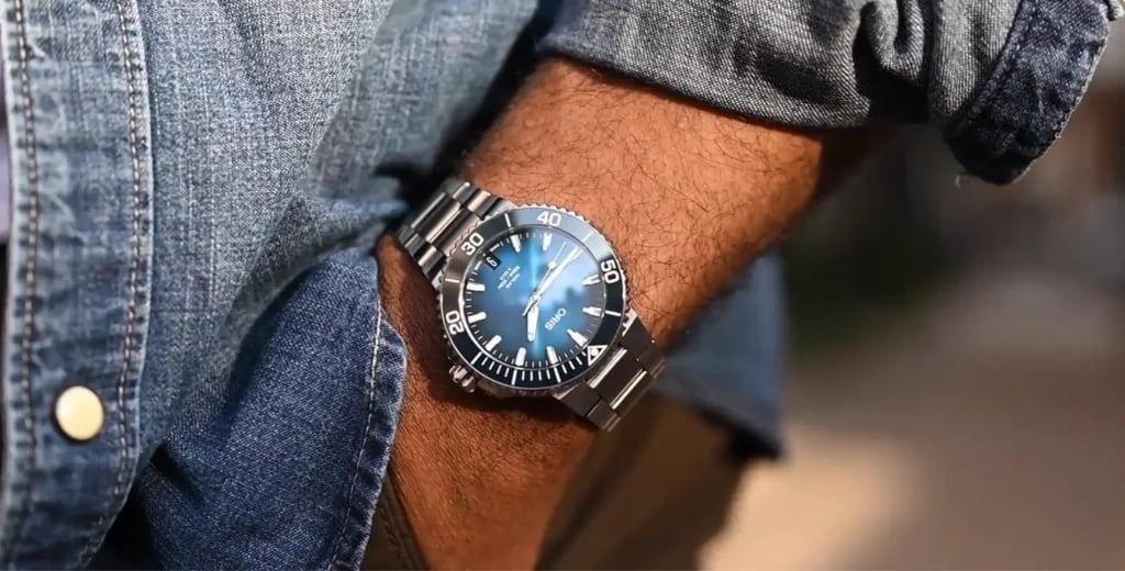 01 400 7769 4135-07 8 22 09PEB wrist shot