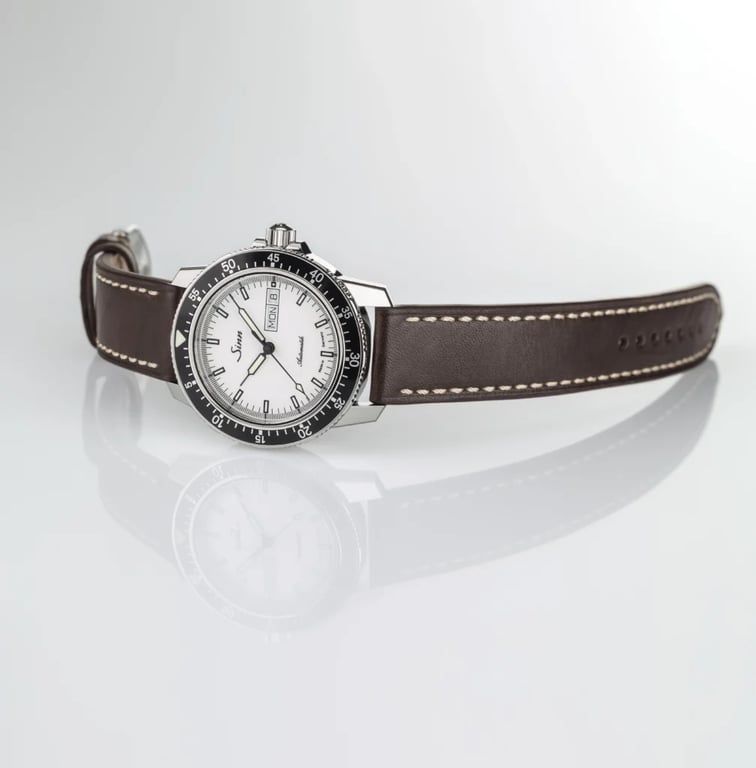 Sinn 104 St Sa I W Cover