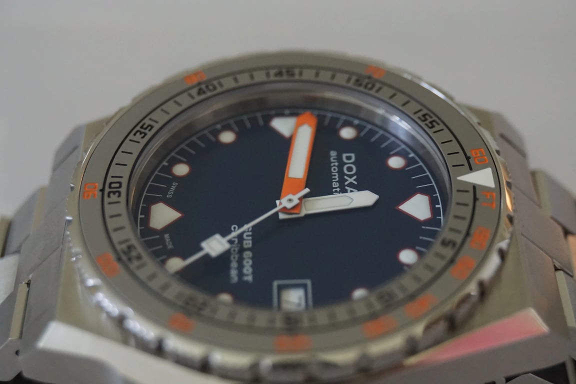 DOXA SUB 600T Caribbean dial