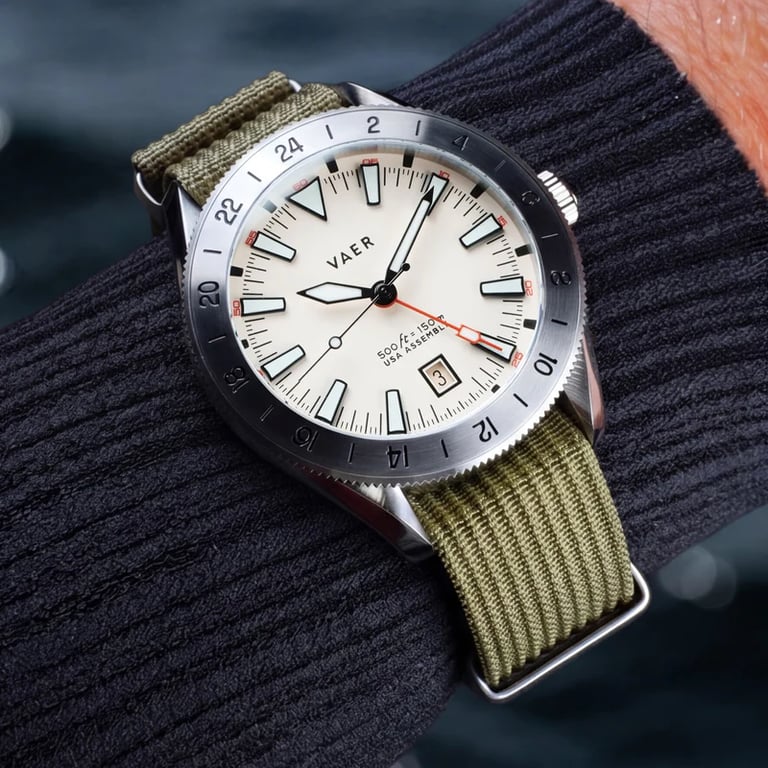 Vaer G2 Pacific Polar 39mm USA GMT dial