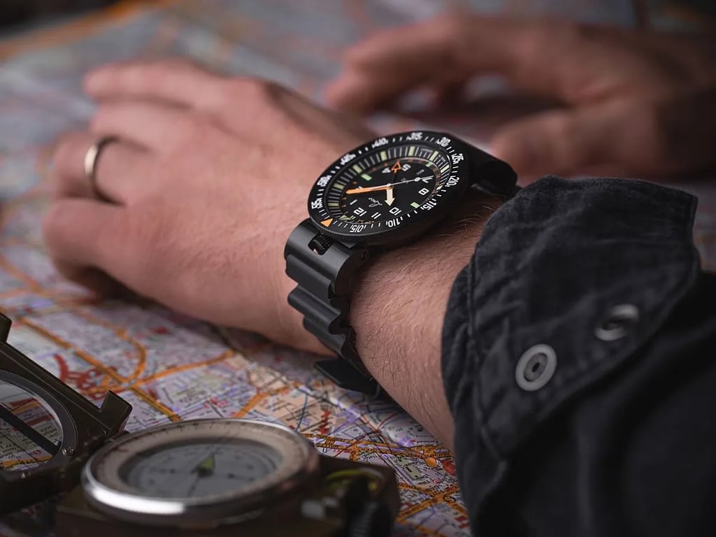 Laco Atacama Quartz UTC case