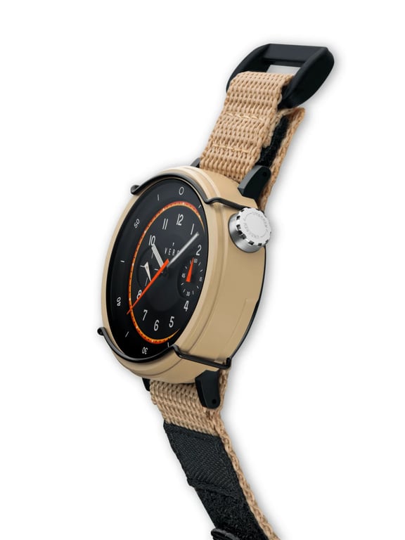 VERO Workhorse Canyon tan case, silver-tone bezel crown, and protective bullhorns