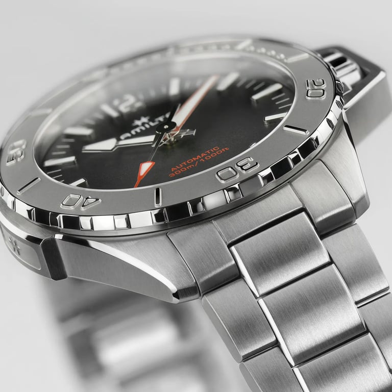 Hamilton Khaki Navy Frogman Auto 46mm bezel