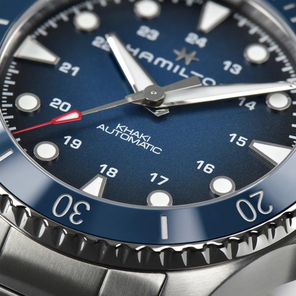 Hamilton Khaki Navy Scuba Auto Review-DIal