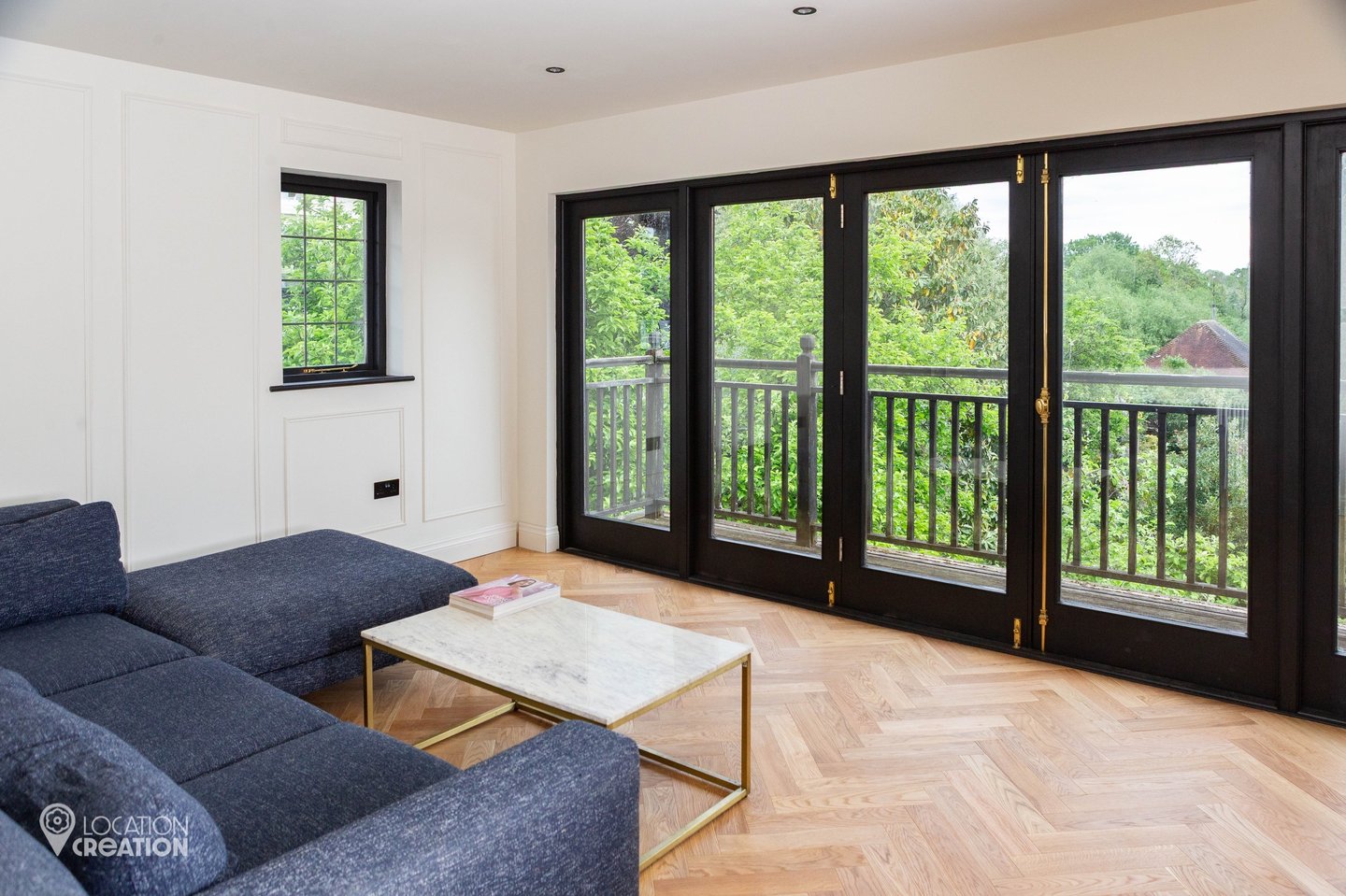 Location CreationRiverside HouseSun Room