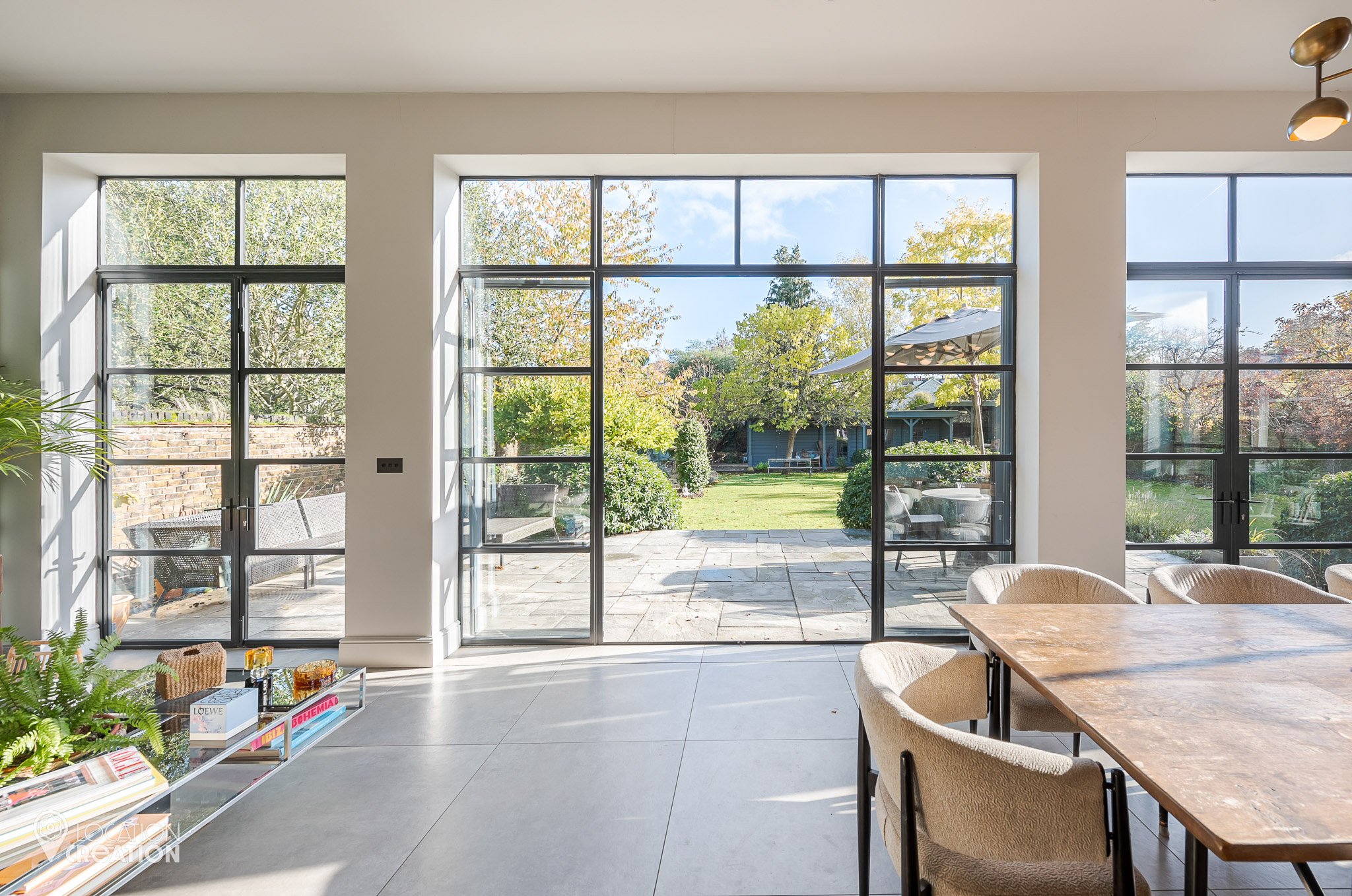 Location Creation Kew House Windows