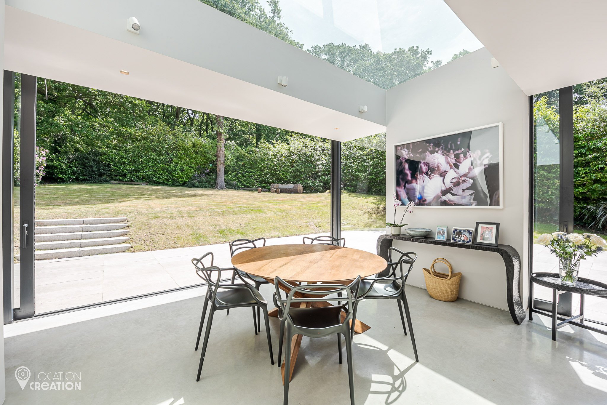 Location Creation Woodhall Table
