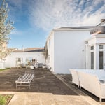 Location CreationWillow Houseexterior