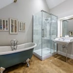 Location Creation Ravenstone Hall Bathroom