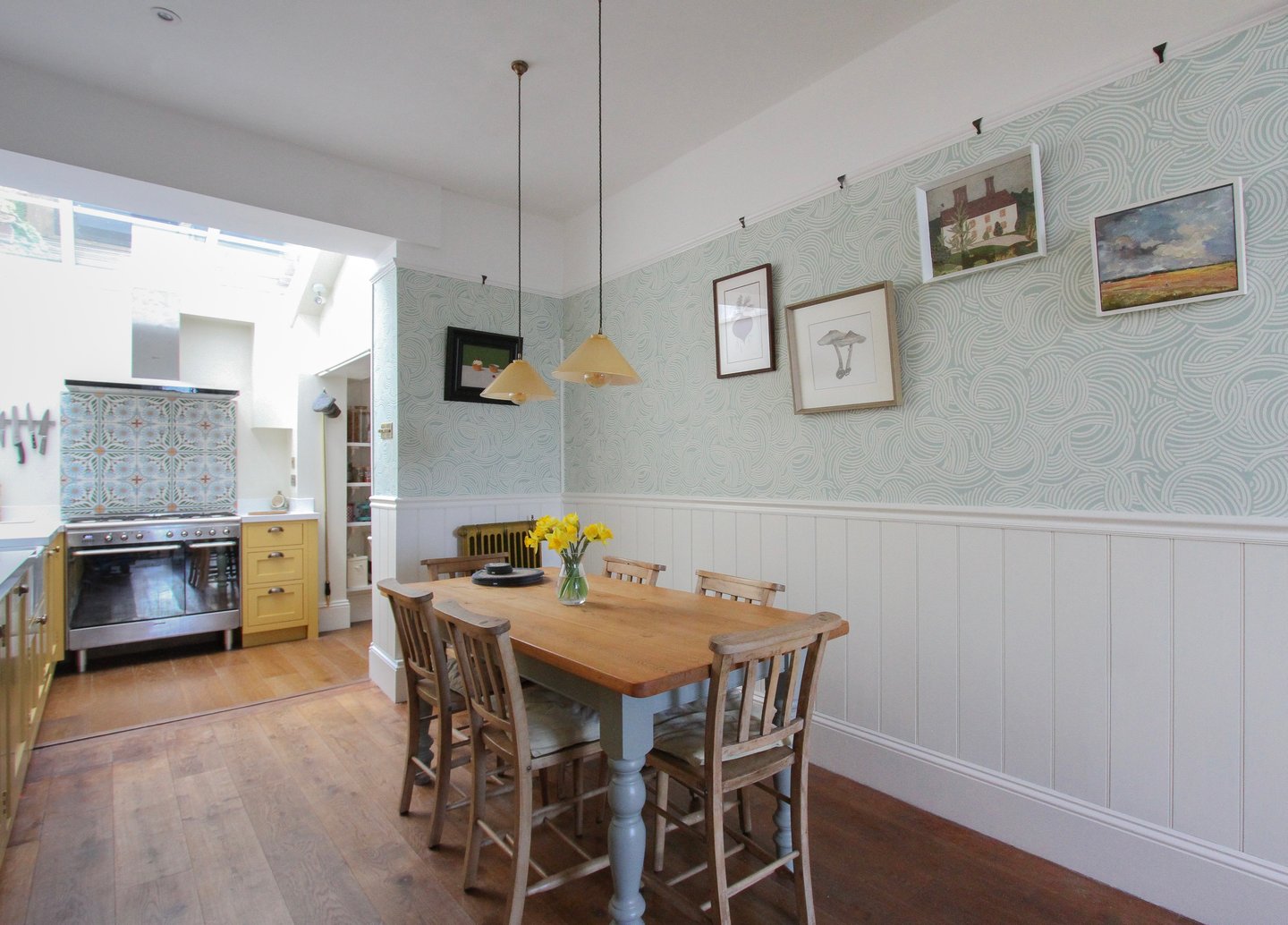 Location Creation Brighton Dining