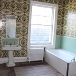 Location Creation Georgian Manor Kent Bathroom