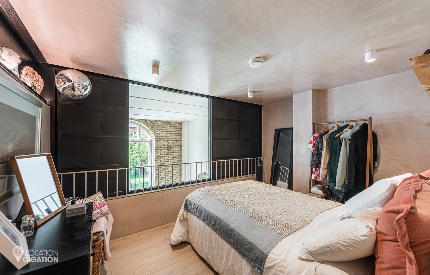 Location CreationOld School House SEbedroom