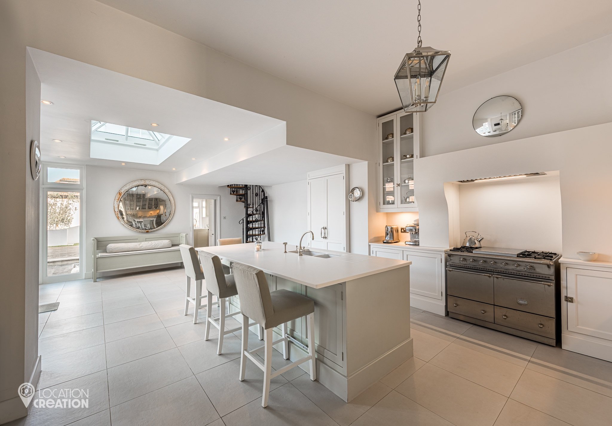 Location CreationWillow Housekitchen