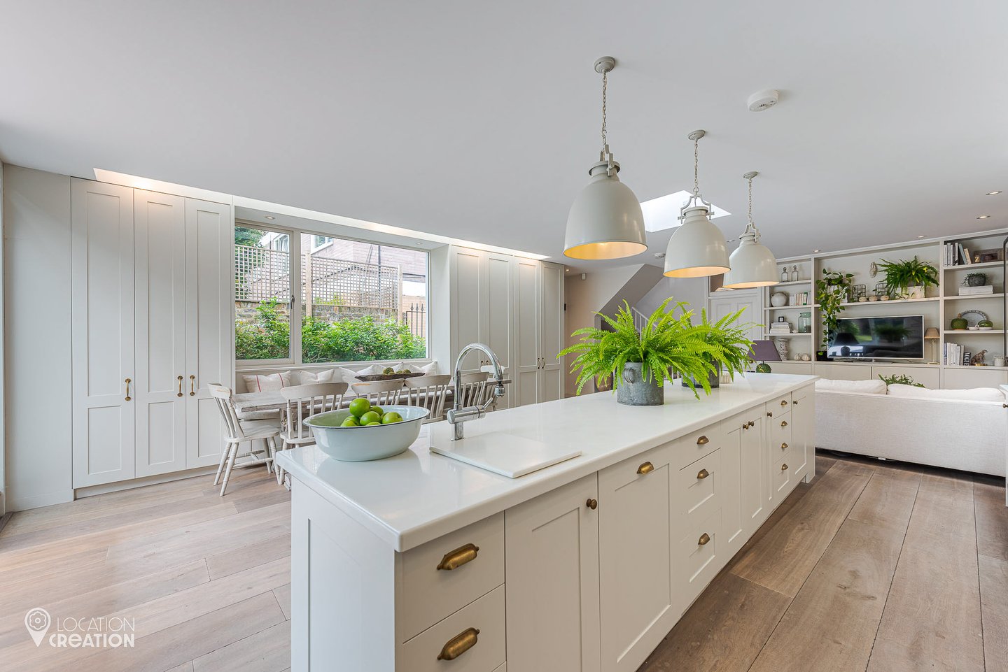 Location Creation Larkhall Rise Kitchen Island