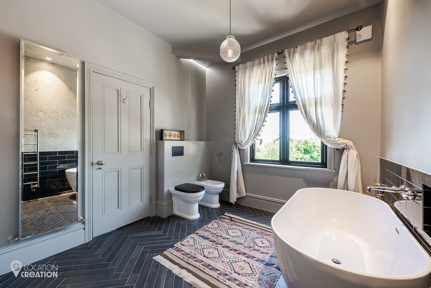 Location Creation Becmead Bathroom