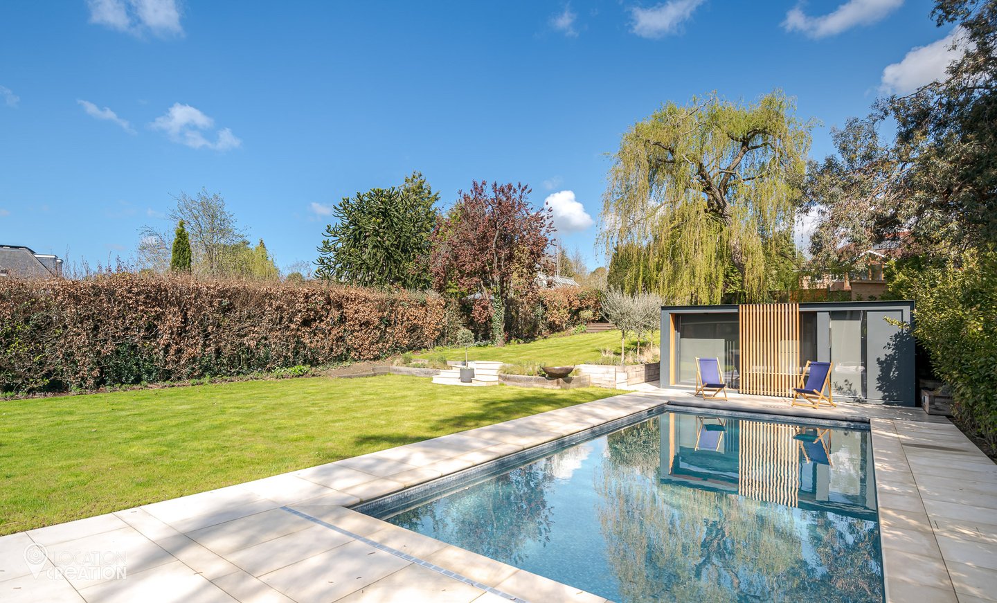 Location Creation Links Green Swimming Pool