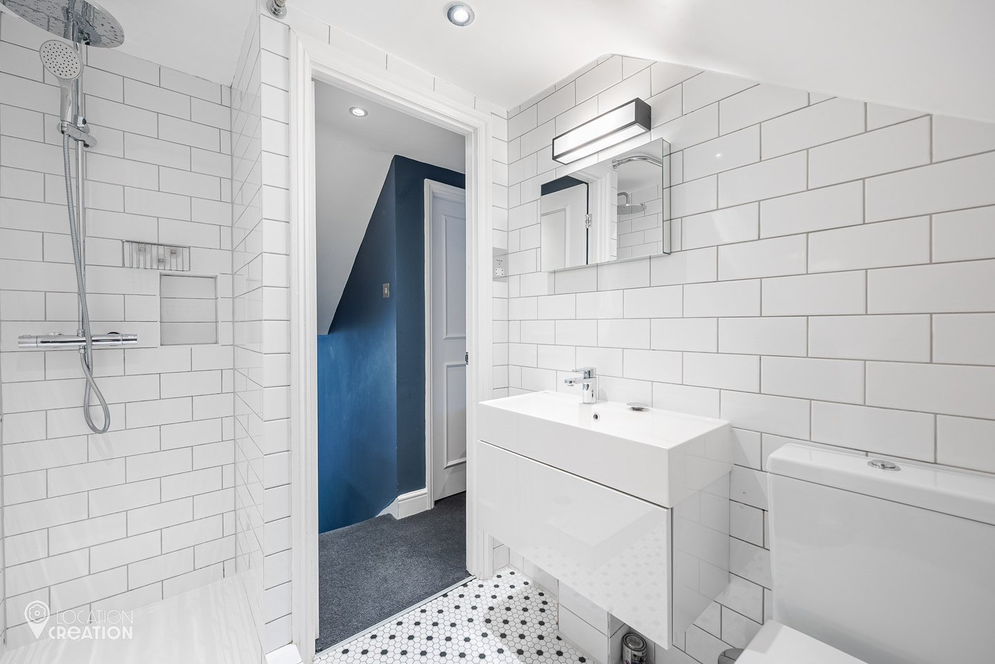 Location Creation Hugon House Family Bathroom