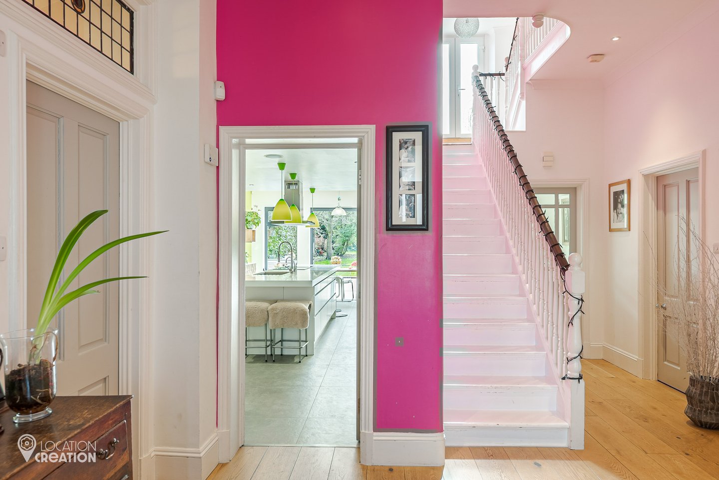 Location Creation Lime And Pink Entrance
