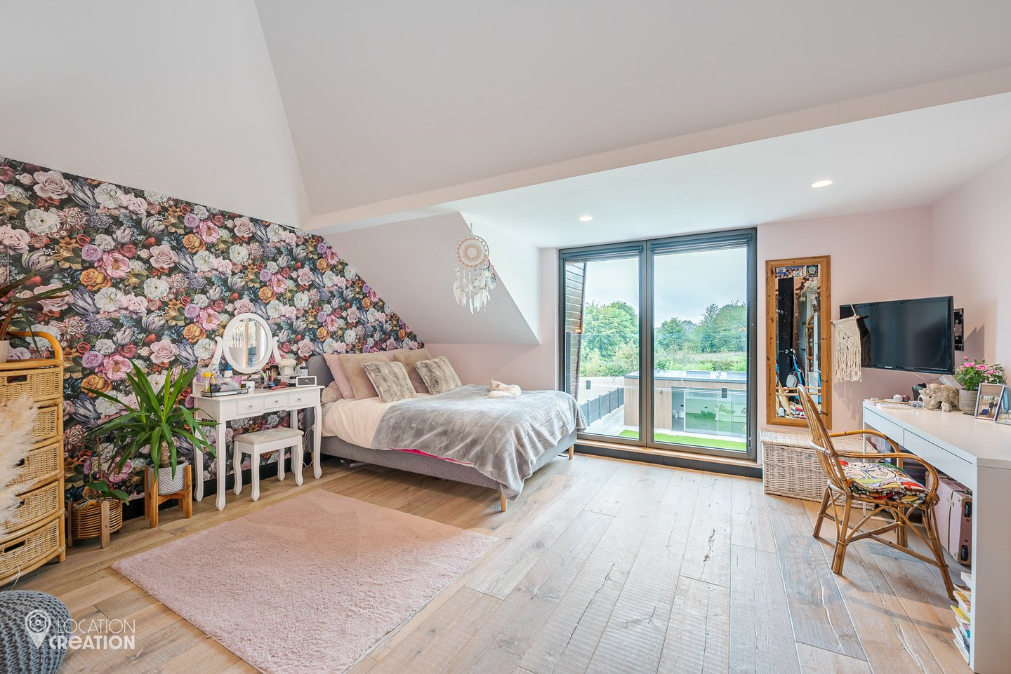 Location Creation Mountain Ash Bedroom
