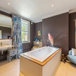 Location Creation Lyndhurst Grove Master Ensuite