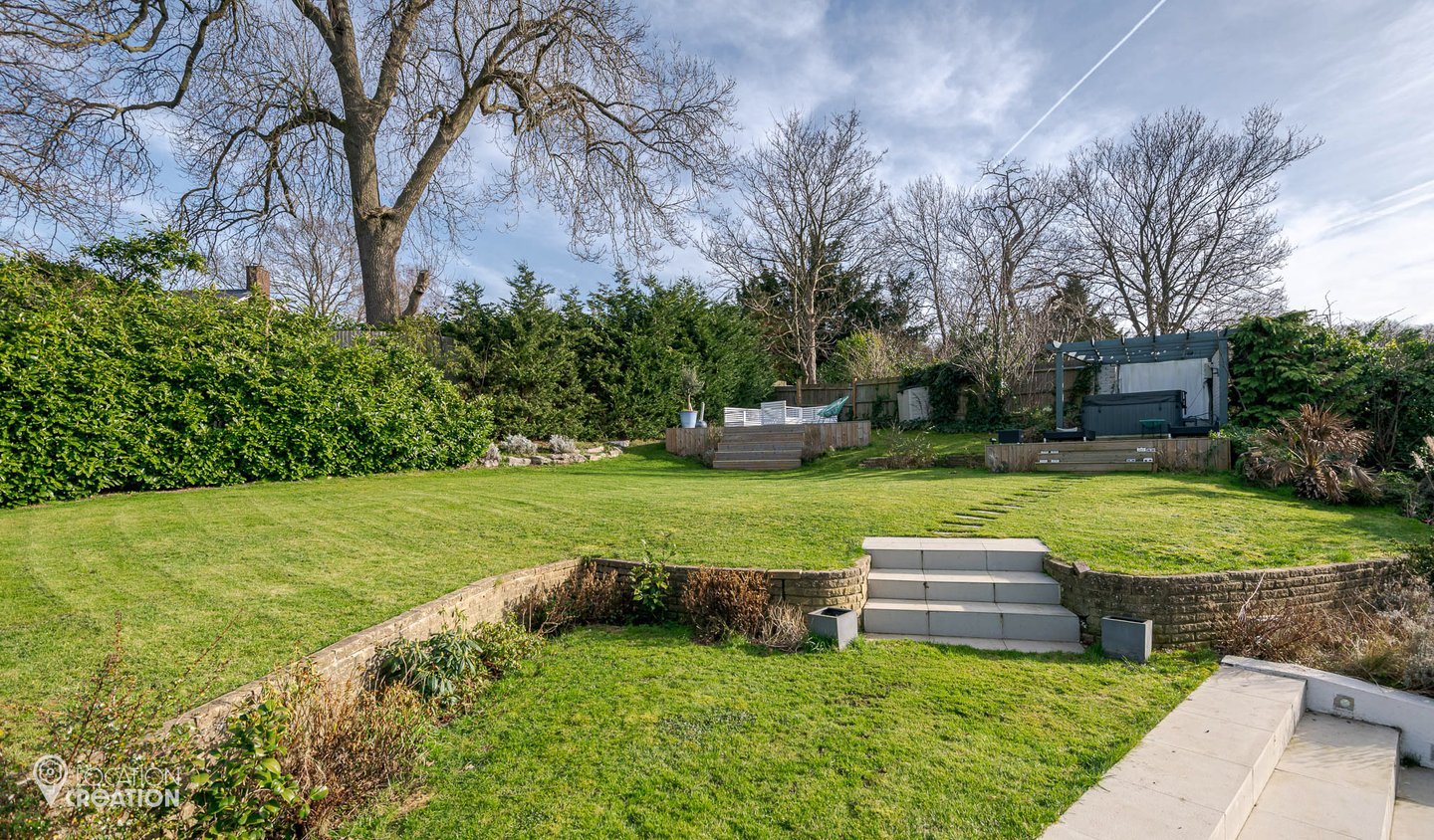 Location Creation College Road Garden