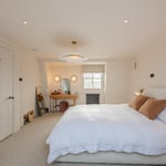 Location Creation Eglantine Bedroom