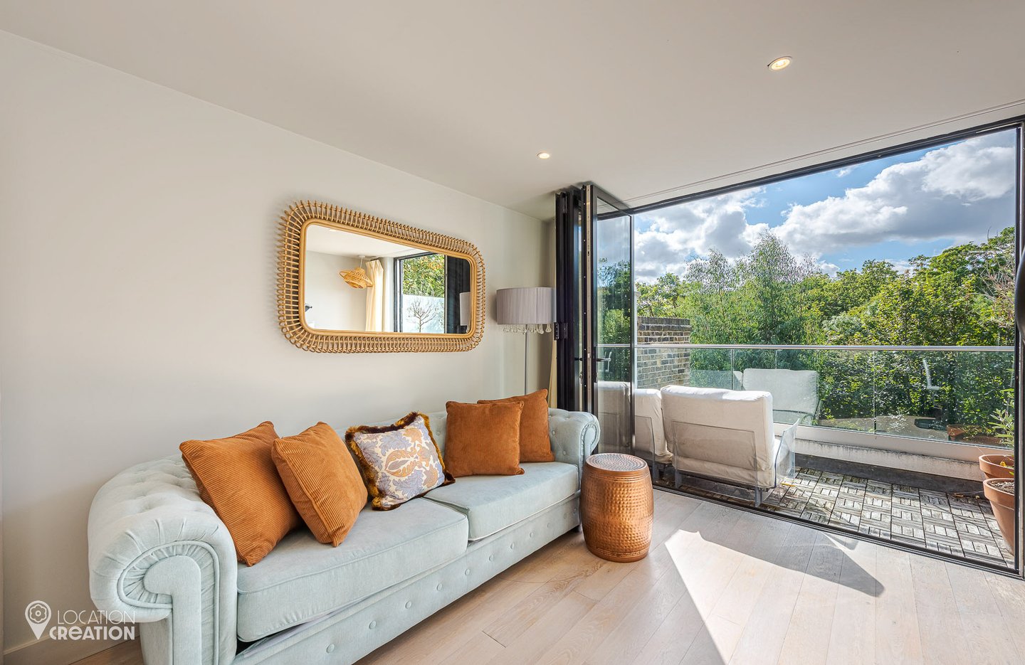 Location Creation Lyndhurst Grove Sofa Room