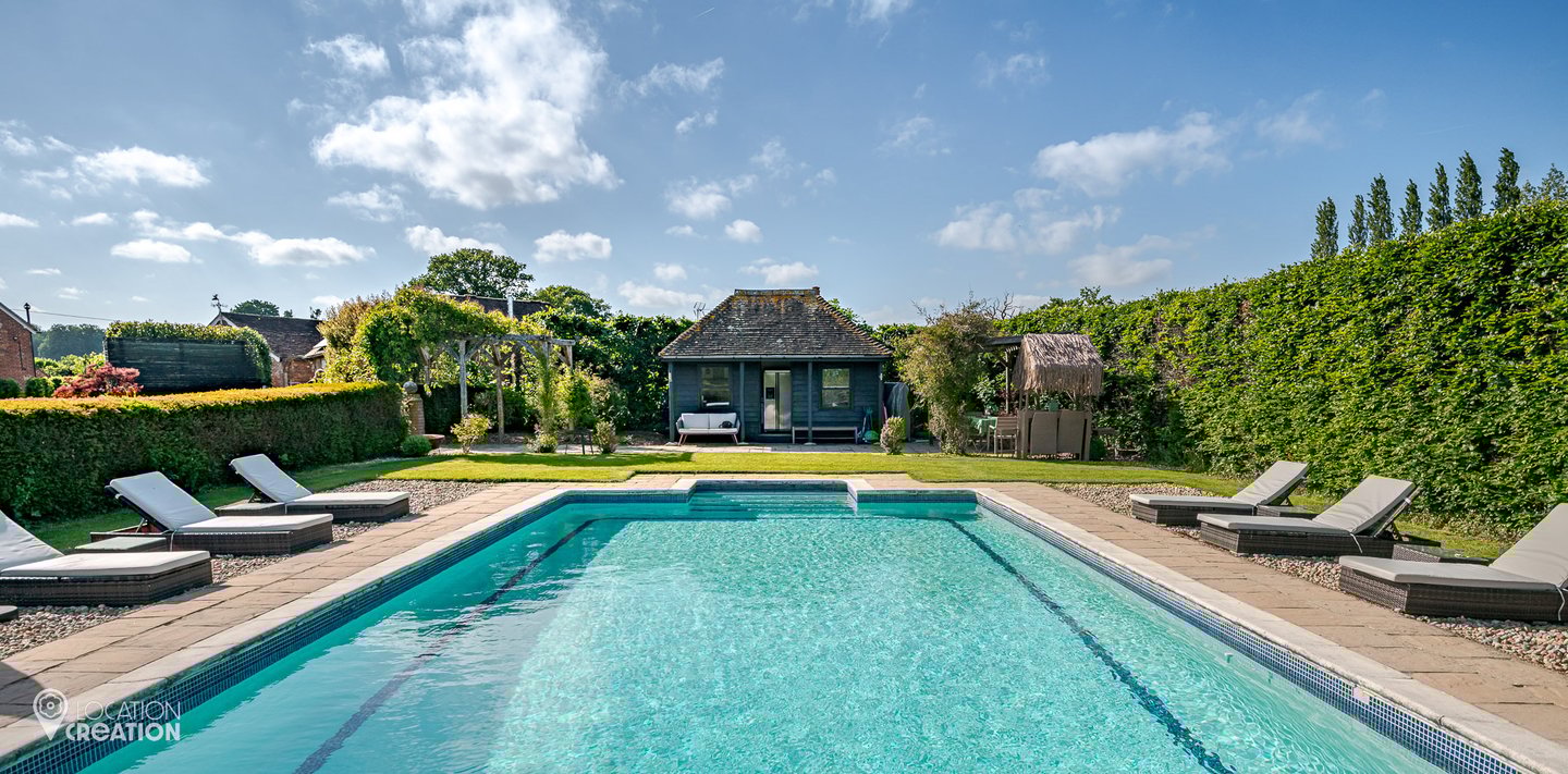 Location Creation Amberwood House Pool