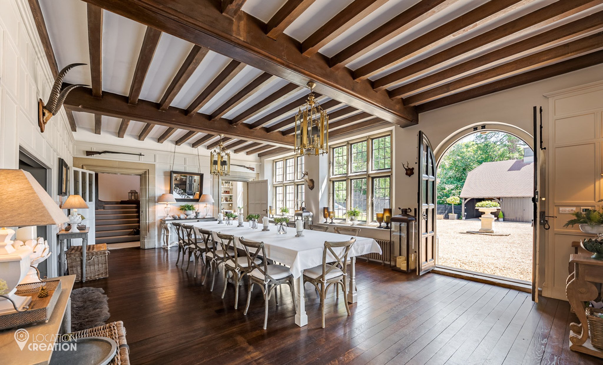Location Creation Manor View Dining Room