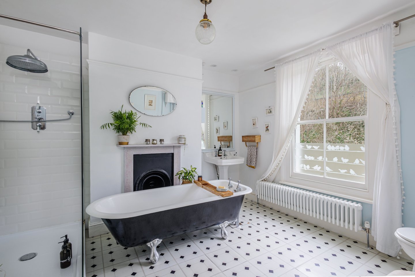 Location Creation Brighton Bathroom