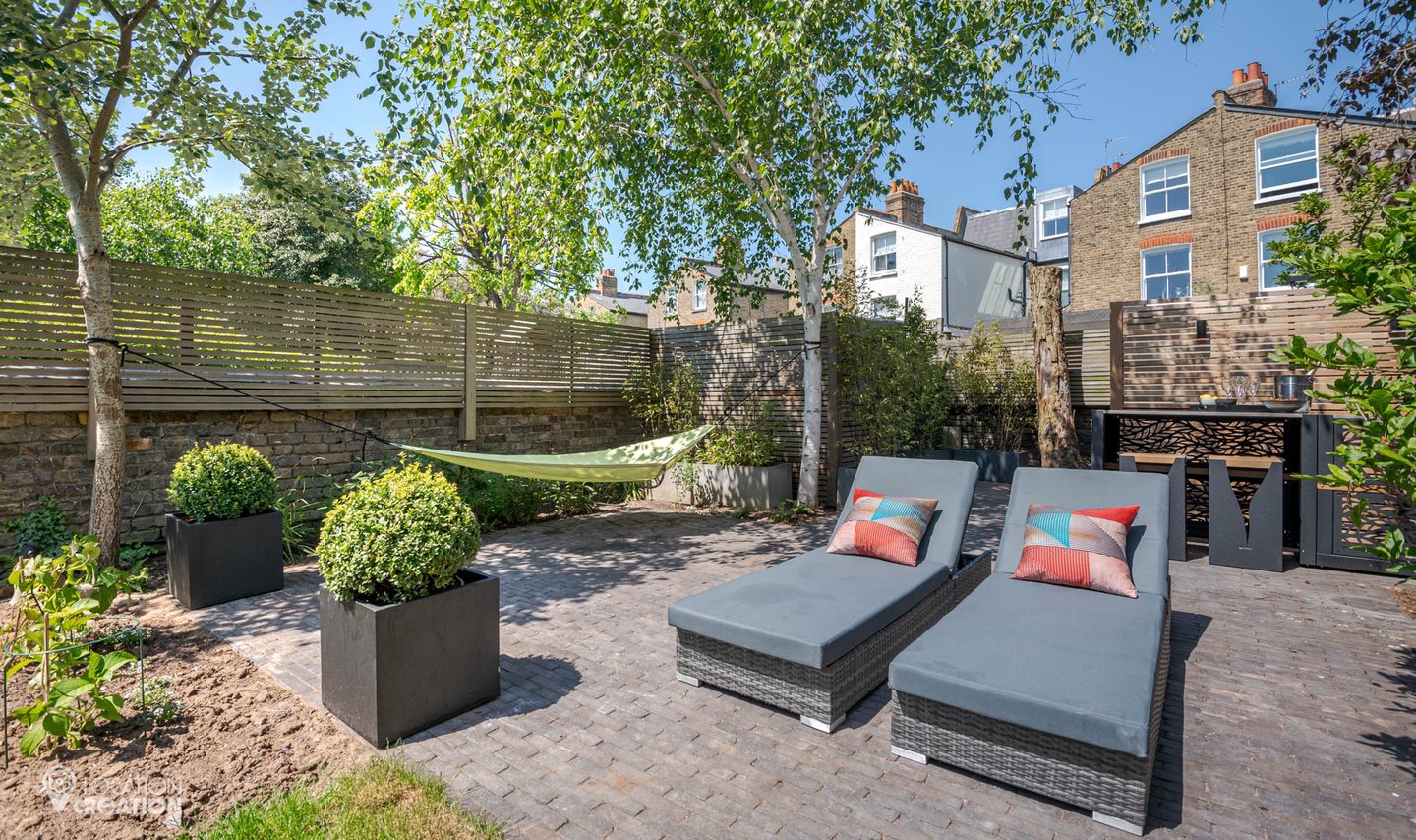 Location Creation Ritherdon Garden Seating