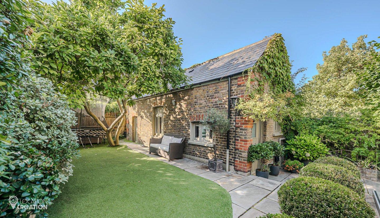 Location Creation Bentley House Garden Cottage