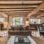 Location CreationLake Housesitting Room